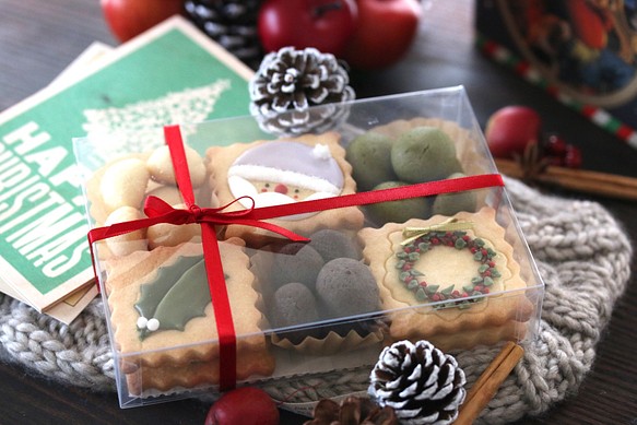 数量限定 クリスマスのアイシングクッキーとクッキーボールギフト （Christmas icingcookie) 1枚目の画像