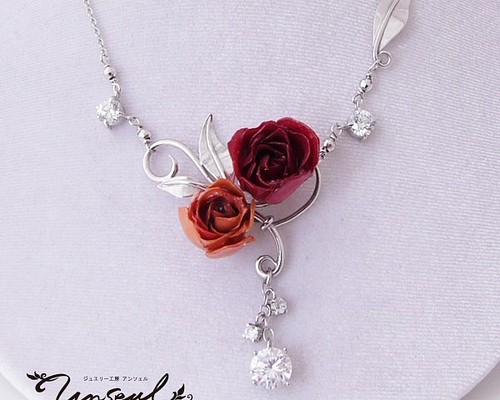 本物の薔薇を使ったネックレス ネックレス・ペンダント unseul 通販