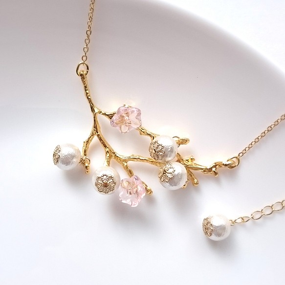 名残雪　桜のネックレス 1枚目の画像