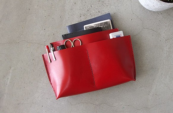 袋中袋 [5 個皮革口袋 L] 紅黑線 KAKURA 牛皮手工縫製名字雕刻可能 第1張的照片