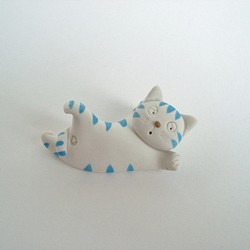 ねそべり猫(彩色焼き〆) 1枚目の画像