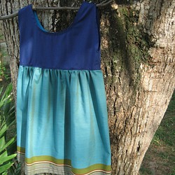 女孩連衣裙 (A) 95-105cm (印尼紗籠布) 新加坡包郵 第1張的照片