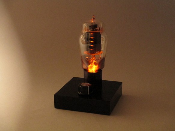 真空管 オブジェ LED ランプ ライト スチームパンク　006 1枚目の画像