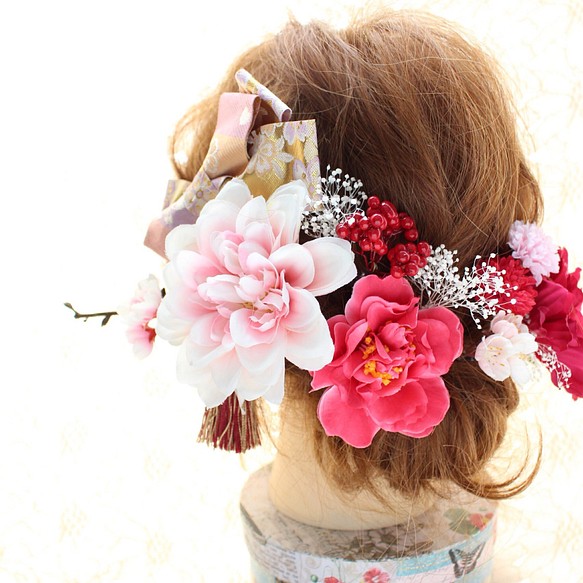 和装*成人式にオススメ♡八重桜、椿、ダリア髪飾り 1枚目の画像