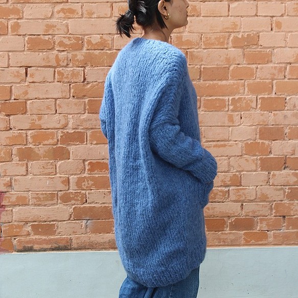 手編みざっくりモヘアロングセーター ブルー ニット・セーター