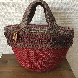 [定做] 用蕾絲和緞帶裝扮的秋冬籃子包（紅色） 第1張的照片