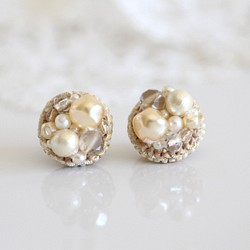 montsurocho的新娘◆珍珠和法國製造的亮片刺繡耳環 第1張的照片