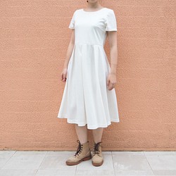 [L]阿米甚風格簡約連身裙◇短袖（白色）*經典面料* 第1張的照片