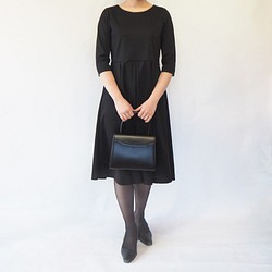 [L]阿米甚人風格的簡單連衣裙◇四分之三袖（正式黑色）*經典面料* 第1張的照片