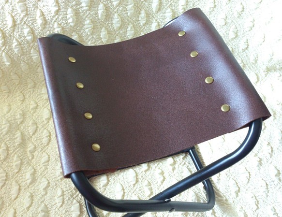 緊湊型椅C-03皮椅茶Nume地板革顯示器 第1張的照片