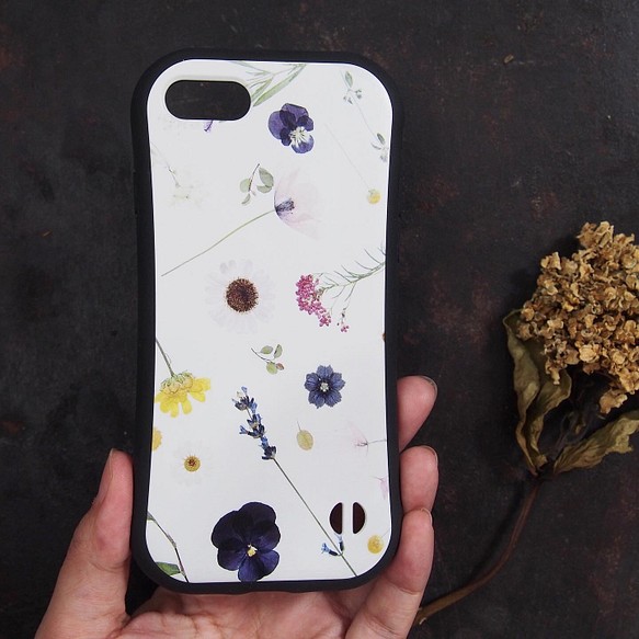 Puzzle 耐衝撃 Iphoneケース 押し花 ボタニカル 花柄 スマホケース 多機種対応 Iphoneケース カバー Touei By Fufu 通販 Creema クリーマ ハンドメイド 手作り クラフト作品の販売サイト