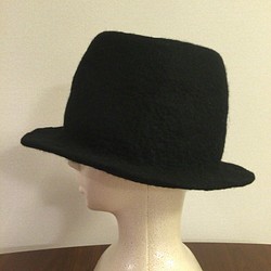 ◎羊毛フェルトハット黒◎大きめサイズ57.5センチ 帽子 1枚目の画像