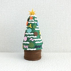 クラフトバンド　クリスマスツリー　小物収納になるインテリア 1枚目の画像