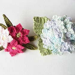 レース編み　小花と紫陽花コサージュ　2個セット 1枚目の画像