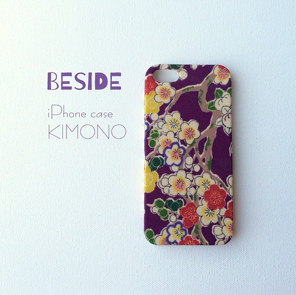 梅の季節の送料無料【 KIMONO 】希少・ アンティーク着物 iPhoneケース (紫に梅） 1枚目の画像