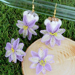 紫のお花とハムスターのピアス/イヤリング（片耳から販売） 1枚目の画像