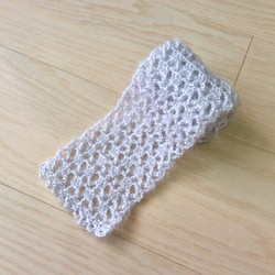 モヘアのプチマフラー 手編み ライトグレー ハマナカの毛糸 1枚目の画像
