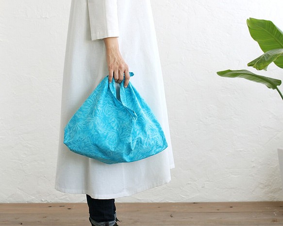 alin&#39;s Azuma Bag M 50厘米籃子袋，配蠟染Azuma Bag Machi（珊瑚色/藍色） 第1張的照片