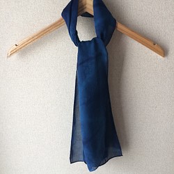 天然藍染 スカーフ 絹 1枚目の画像