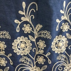 コットン刺繍のスカート⭐︎デニム色 1枚目の画像
