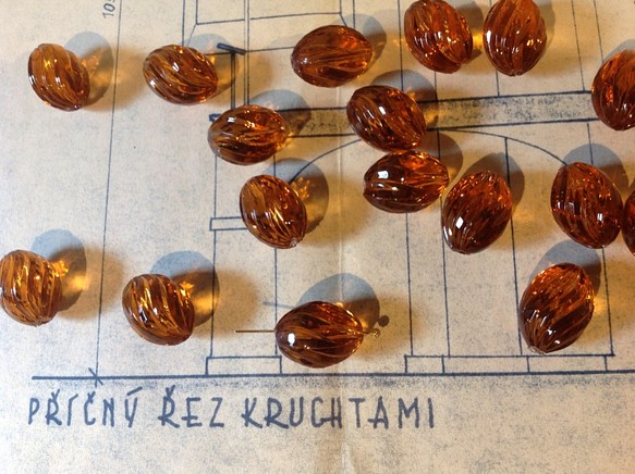Vintage germany wave twist  honey beads 1枚目の画像