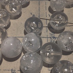 Vintage germany lucite clear white bubble beads ヴィンテージ ビーズ 1枚目の画像