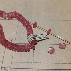 Vintage germnay pink givre spacer beads ヴィンテージ ビーズ 1枚目の画像