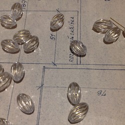☆8 Vintage revival oval twist clear beads ヴィンテージ ビーズ 復刻 1枚目の画像