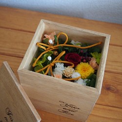 [お名前入りオーダー制作]wood box　お花の和リングピロー（小菊あじさいミックス） 1枚目の画像