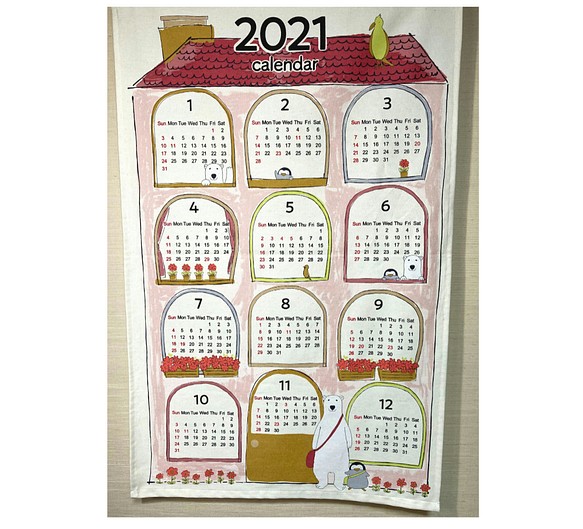 布製カレンダー☆2021年☆しろくまとペンギン/赤い屋根☆コットン100％☆タペストリー 1枚目の画像