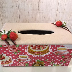 ティッシュボックス Lサイズ　(カルトナージュ)　いちごの造果とスイーツ柄がかわいい！ 1枚目の画像