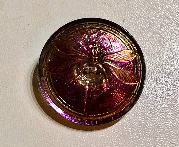 チェコ　ガラスボタン   とんぼ　箔入りローズ　直径３センチ 1枚目の画像