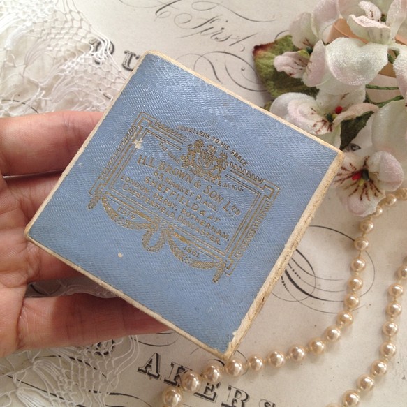 英国アンティーク 宝飾店のジュエリーボックス 紙箱 〈R-13〉ブルー