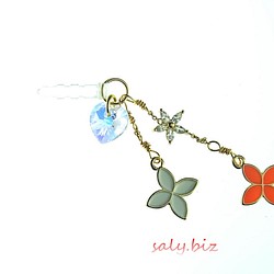 saly☆耳機插孔☆施華洛世奇和搖曳的花朵 第1張的照片