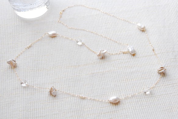 各種珍珠和水晶長項鍊 (14 kgf) 第1張的照片