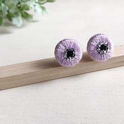 銀蓮花刺繡耳環[紫色] 第1張的照片