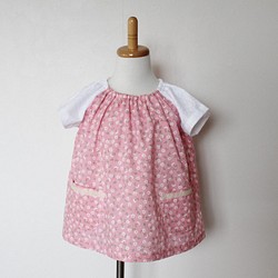 110･120☆洋服みたいな半袖スモック（スモックブラウスにも）☆ピンク小花柄 1枚目の画像