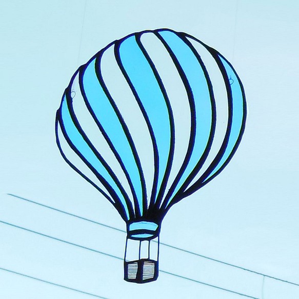 ステンドグラス　サンキャッチャーClear気球　B　《送料無料》 1枚目の画像