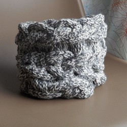 cables cowl/mixed gray and white 第1張的照片